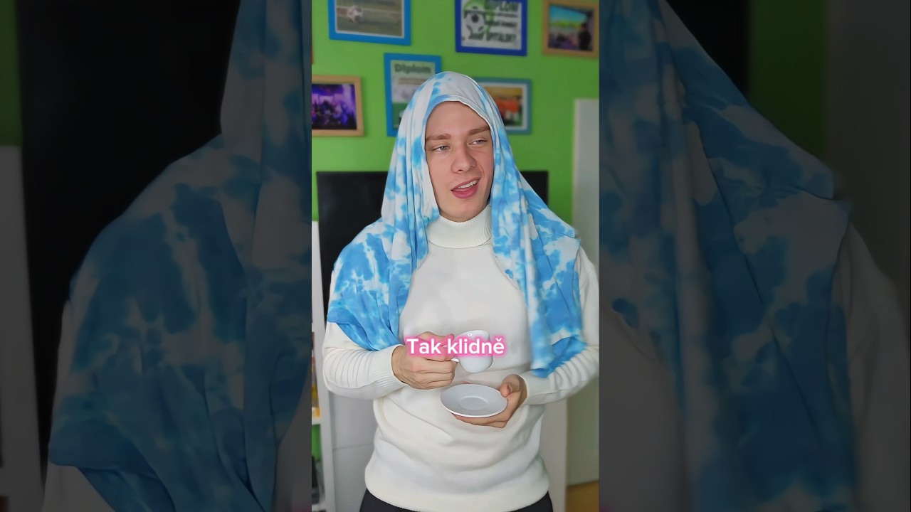 ONA TO FAKT ZAPOMNĚLA😱 Od teď ř&iacute;kejte Zdeňkovi KOUZELN&Iacute;K✨️😂 #shorts #vapko #vtipy #cz #sk  #video