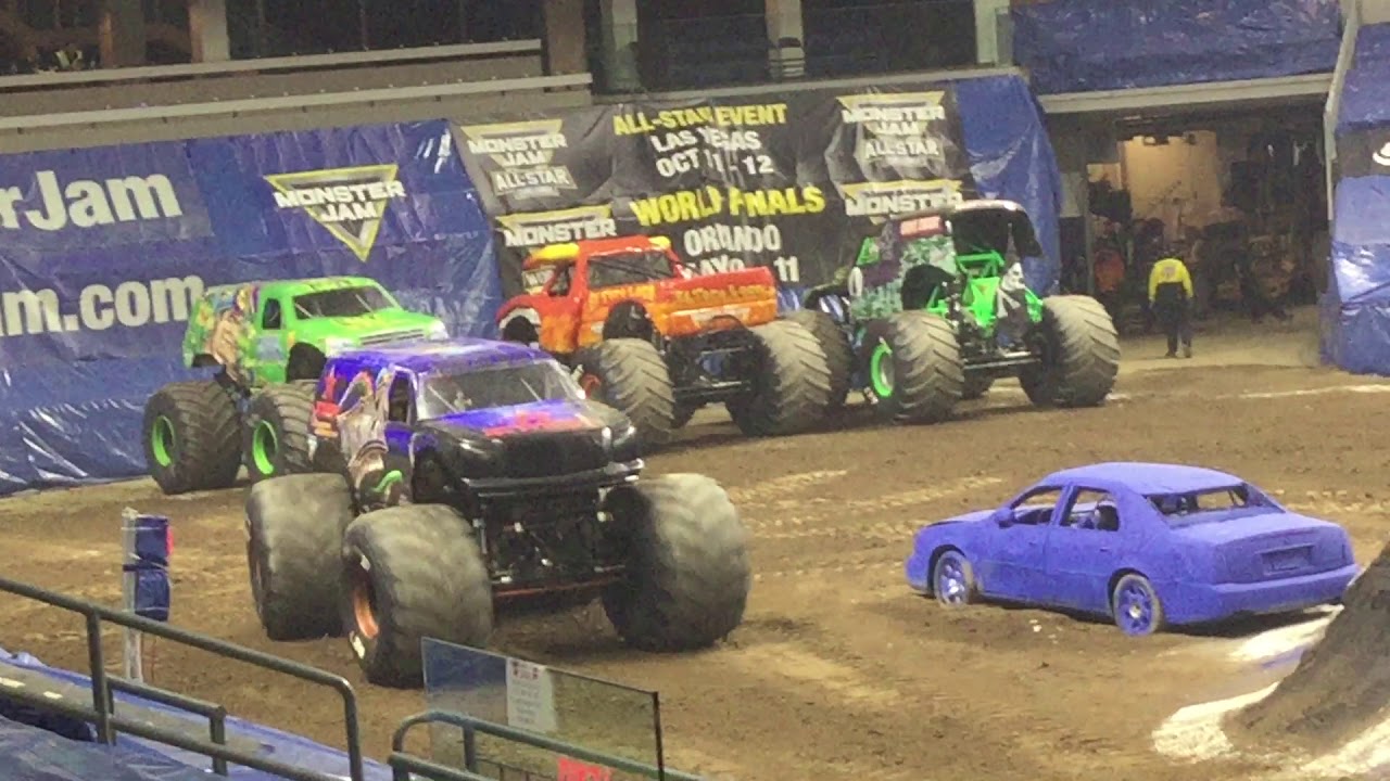 Monster Jam Bridgeport, CT 2018 Friday Night: National Anthem, Intros, & Time Trials
