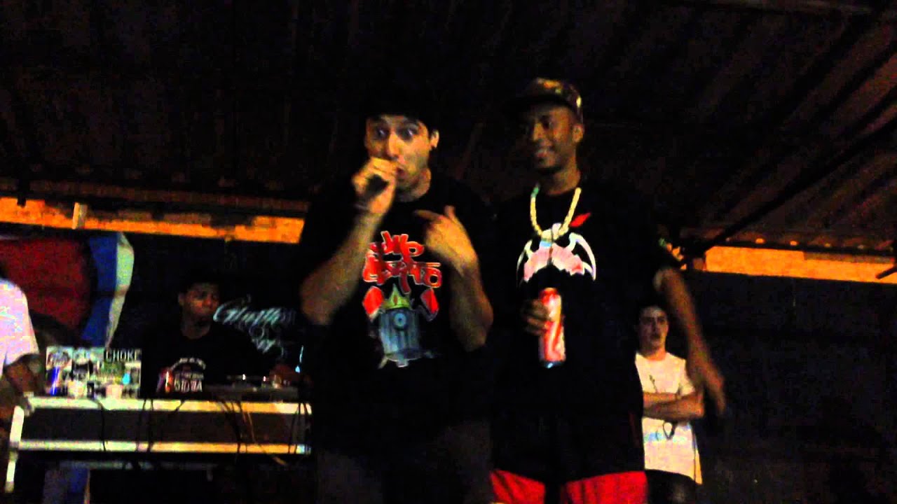 Encontro de MC's 4 anos - Crizin (BH) VS Orochi (RJ)