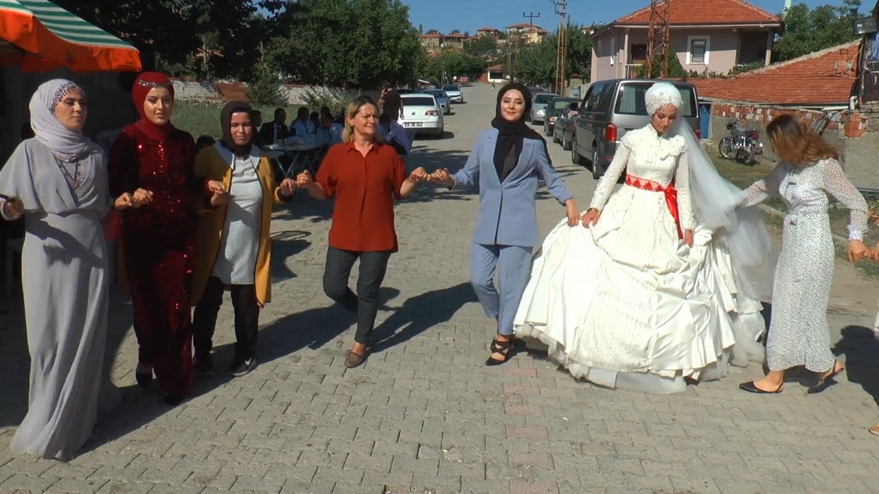 SEVİLAY İLE YUSF ARPACUKURUOĞLU NUN DÜĞÜN MERASİMİ PART-1