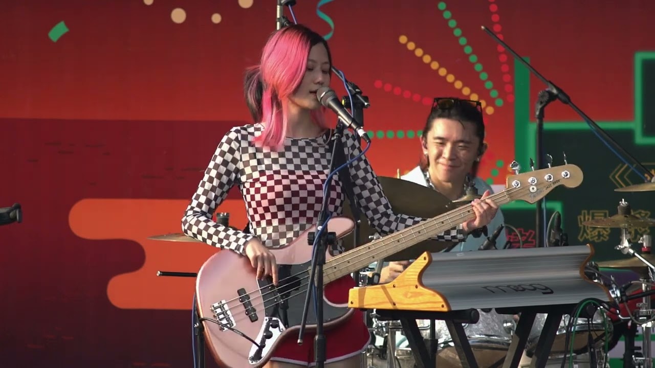 2022/11/12 出外人潮有市~美秀集團-我要你愛+做事人+米兒+馬克吐溫+白鯨+戀人+心悶+捲菸~