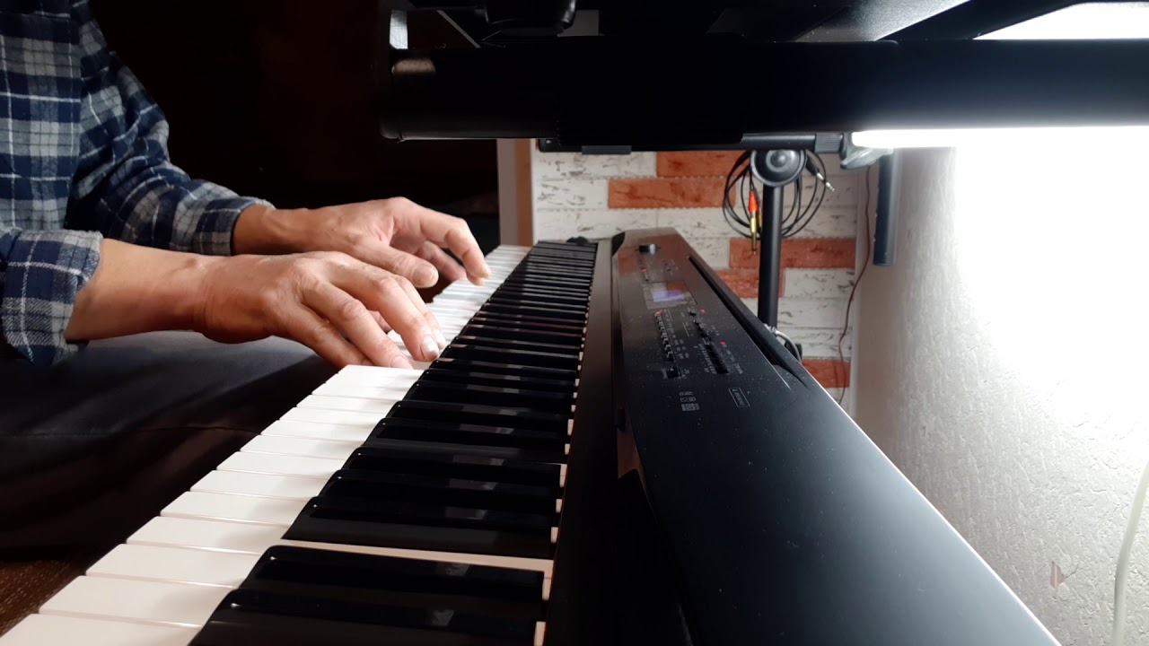 Raindrops Keep Fallin' On My Head Remix (Casio PX-330)