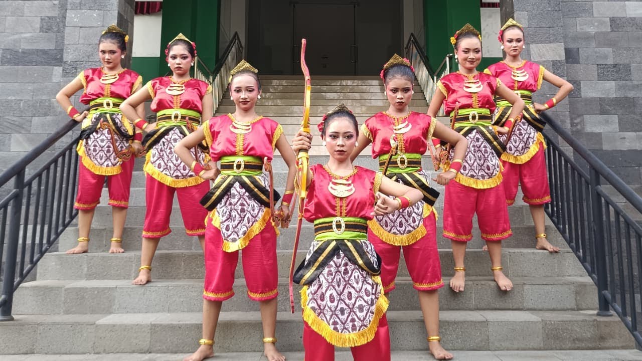 TARI GANDEWA PUSPAWATI
