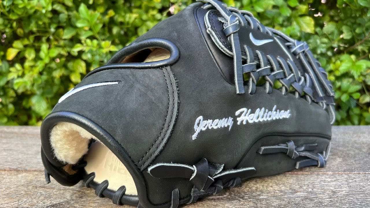 Jeremy Hellickson pro-issue Nike Diamond Elite Baseball Glove