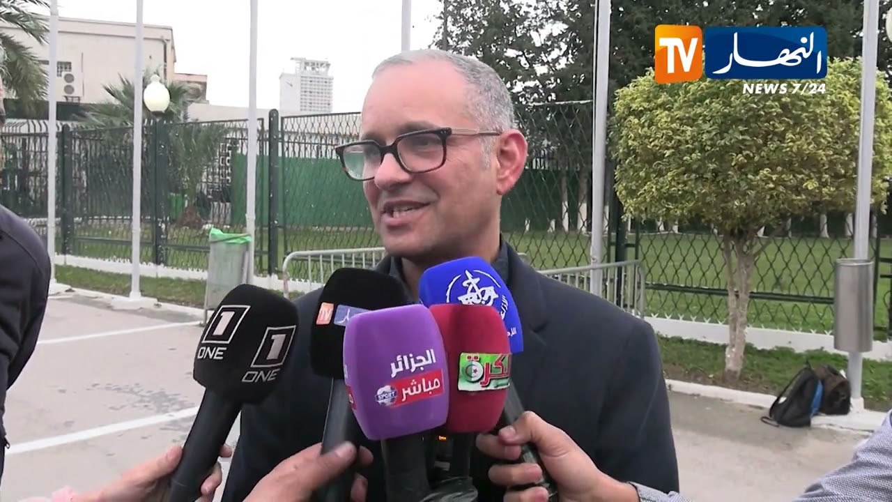 مطار هواري بومدين إستقبال منتخب الجمهورية العربية الصحراوية الديمقراطية