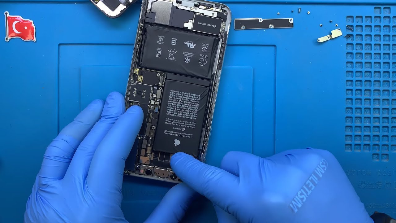Дисплей iPhone XS Max и замена батареи