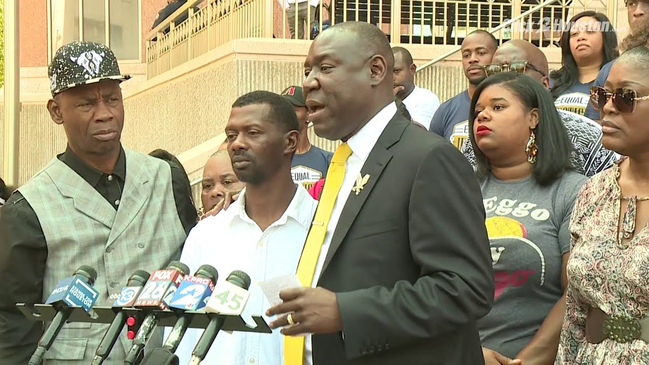 Man's attorney speaks about Taser incident with Baytown police