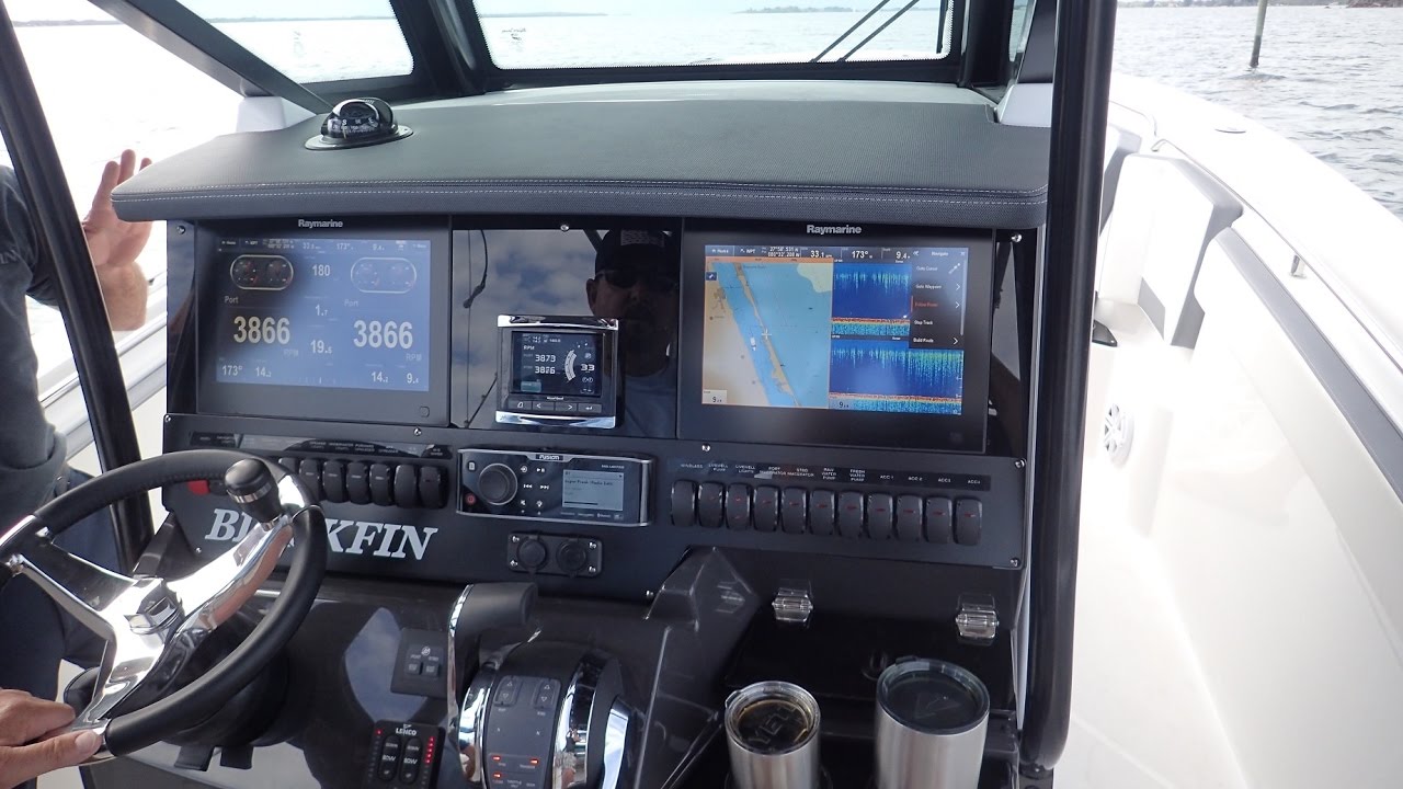 Blackfins NEW Offshore Boat | Test Drive | Joy Ride | Speed Test