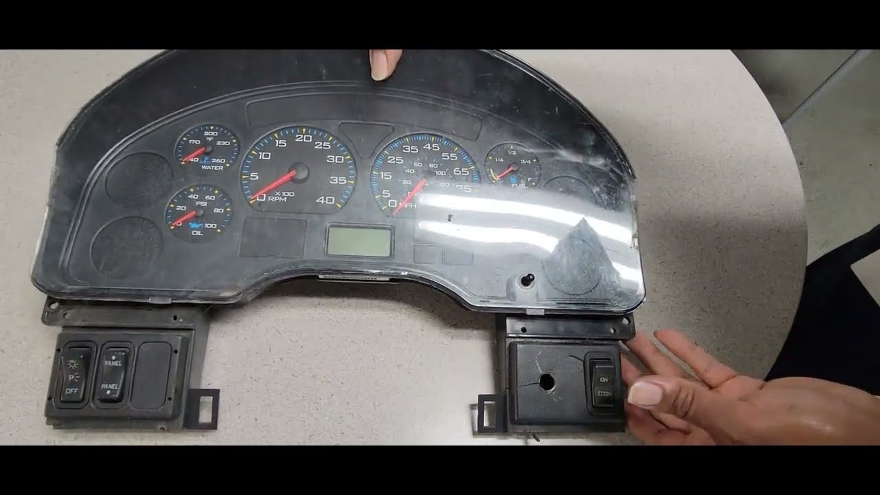 2002 - 2017 International 4300 Speedometer Replacement