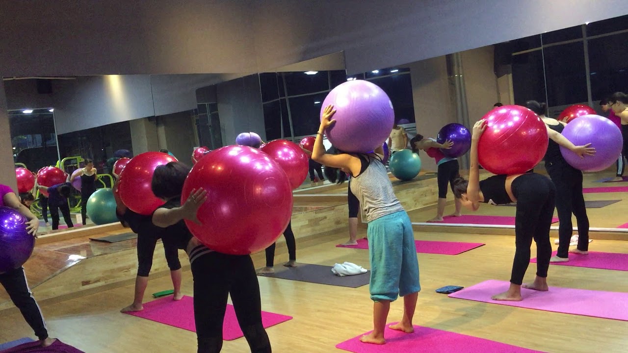 Ball Yoga