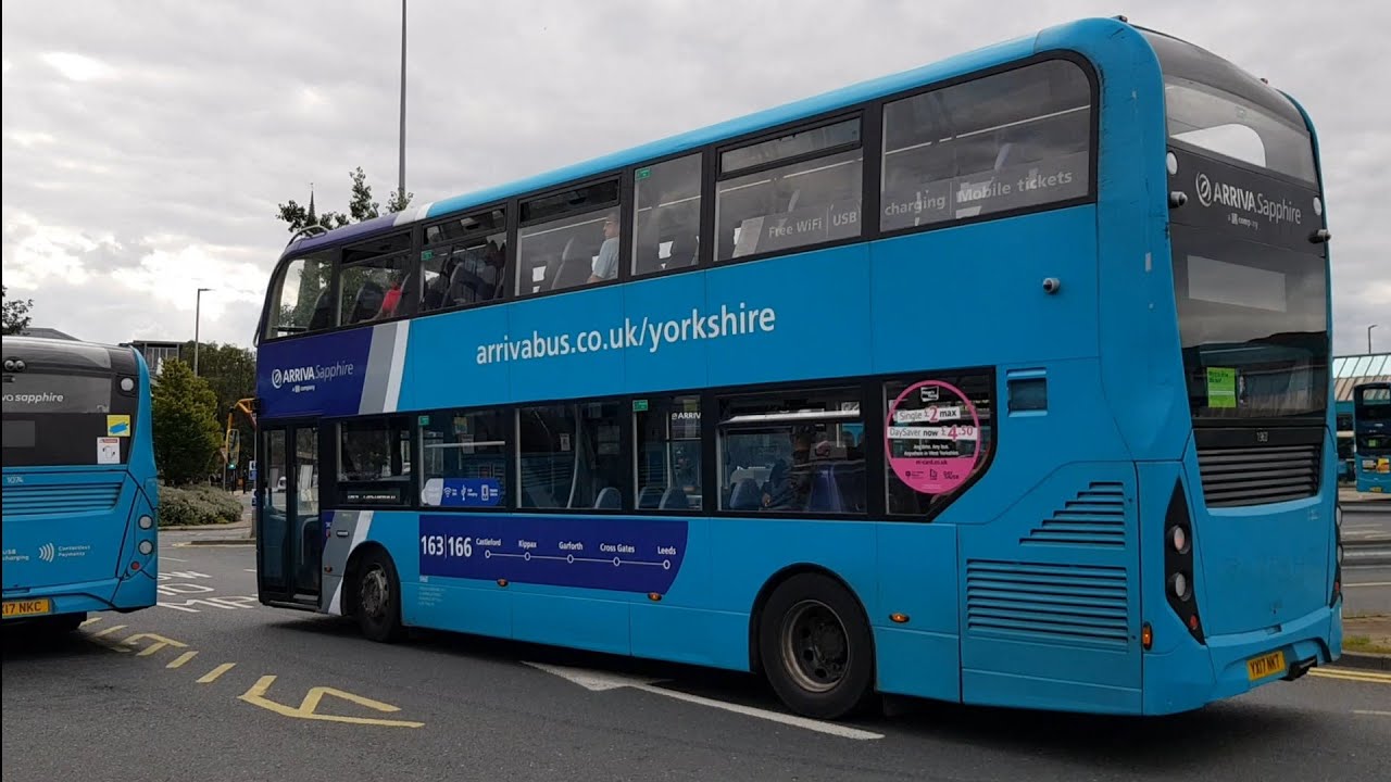 Full Ride: Bus Route 189 Castleford - Wakefield. Arriva Sapphire Enviro400 MMC 1968 (YX17 NKT)