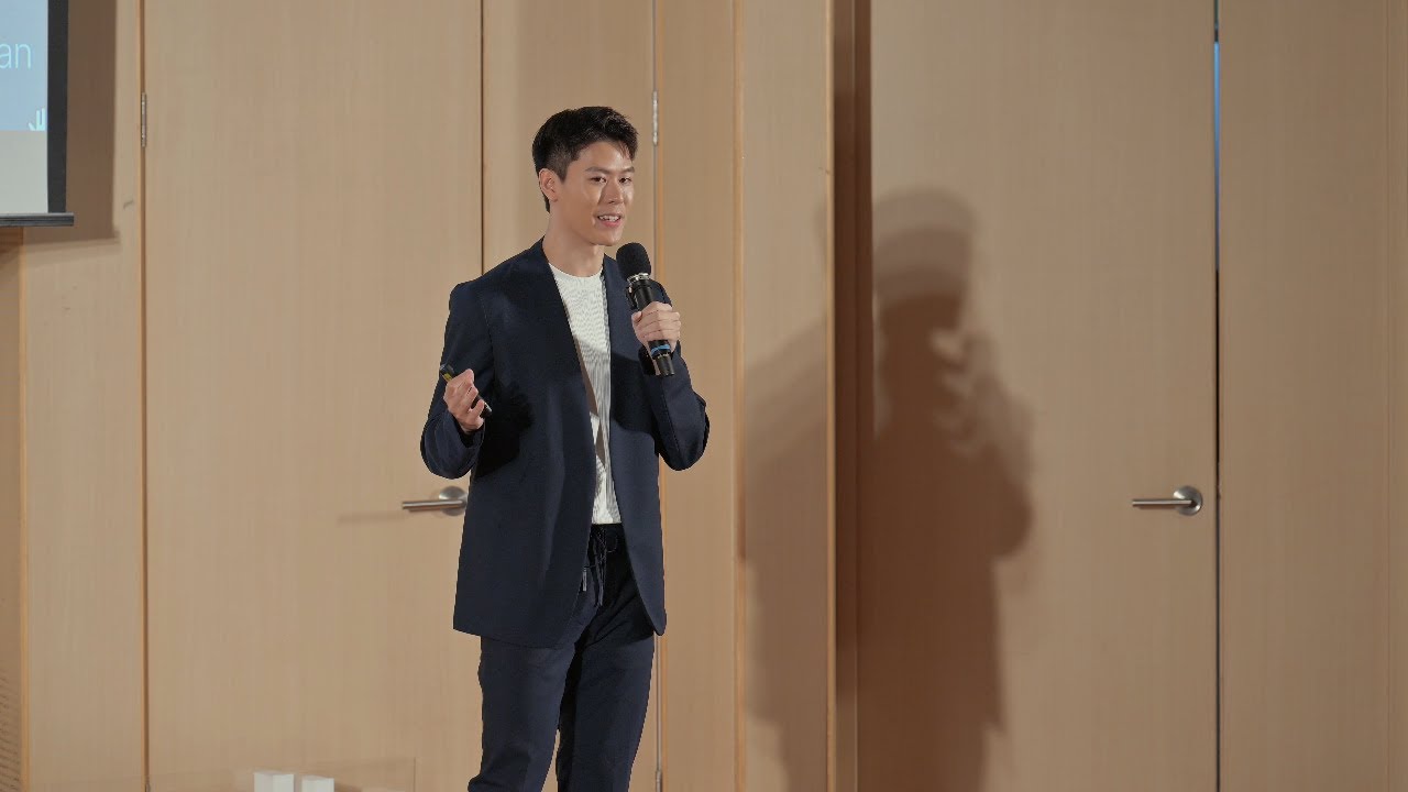 愛自己不是一種天賦 | Ivan Chang | TEDxNational Taiwan University