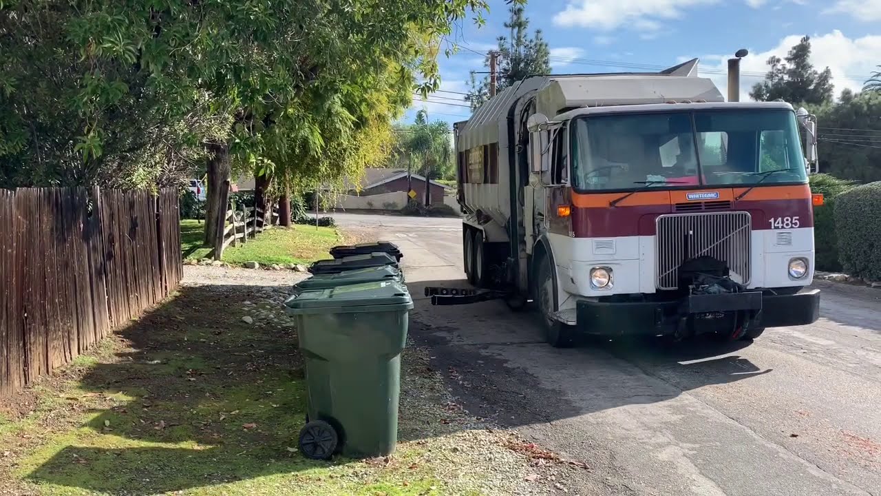 Whitegmc Amrep Octo Revving Hard on Recycle!