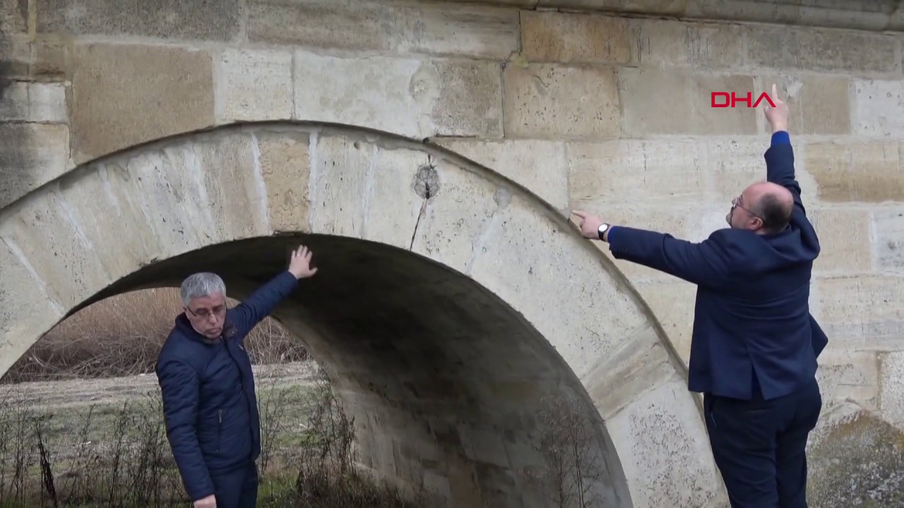Çatlaklar oluşan tarihi Uzunköprü için koruma talebi