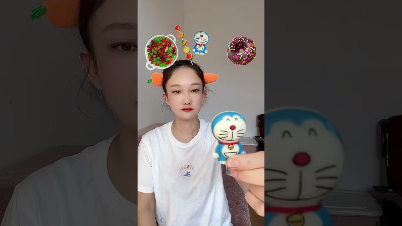 QQ Sugar Burger, Sugar Donuts, Fresh Milk Mochi will eat you up one bite at a time.