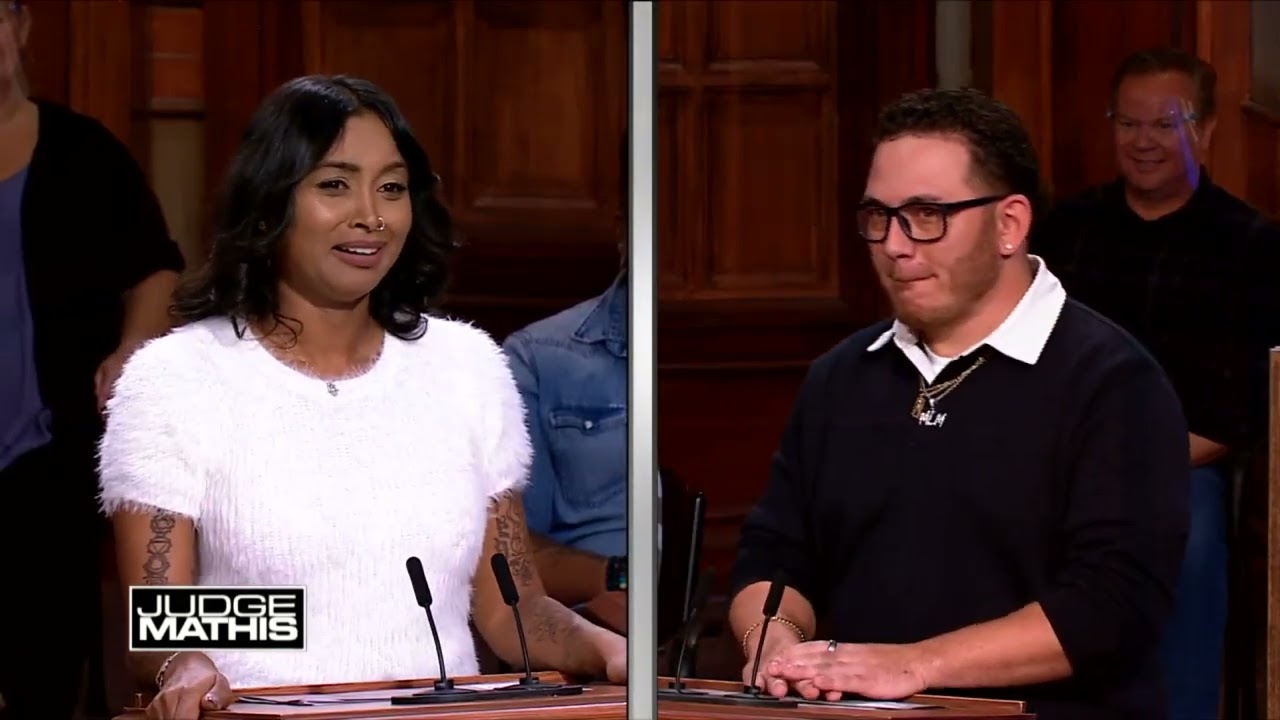 Тратить деньги в стрип-клубе