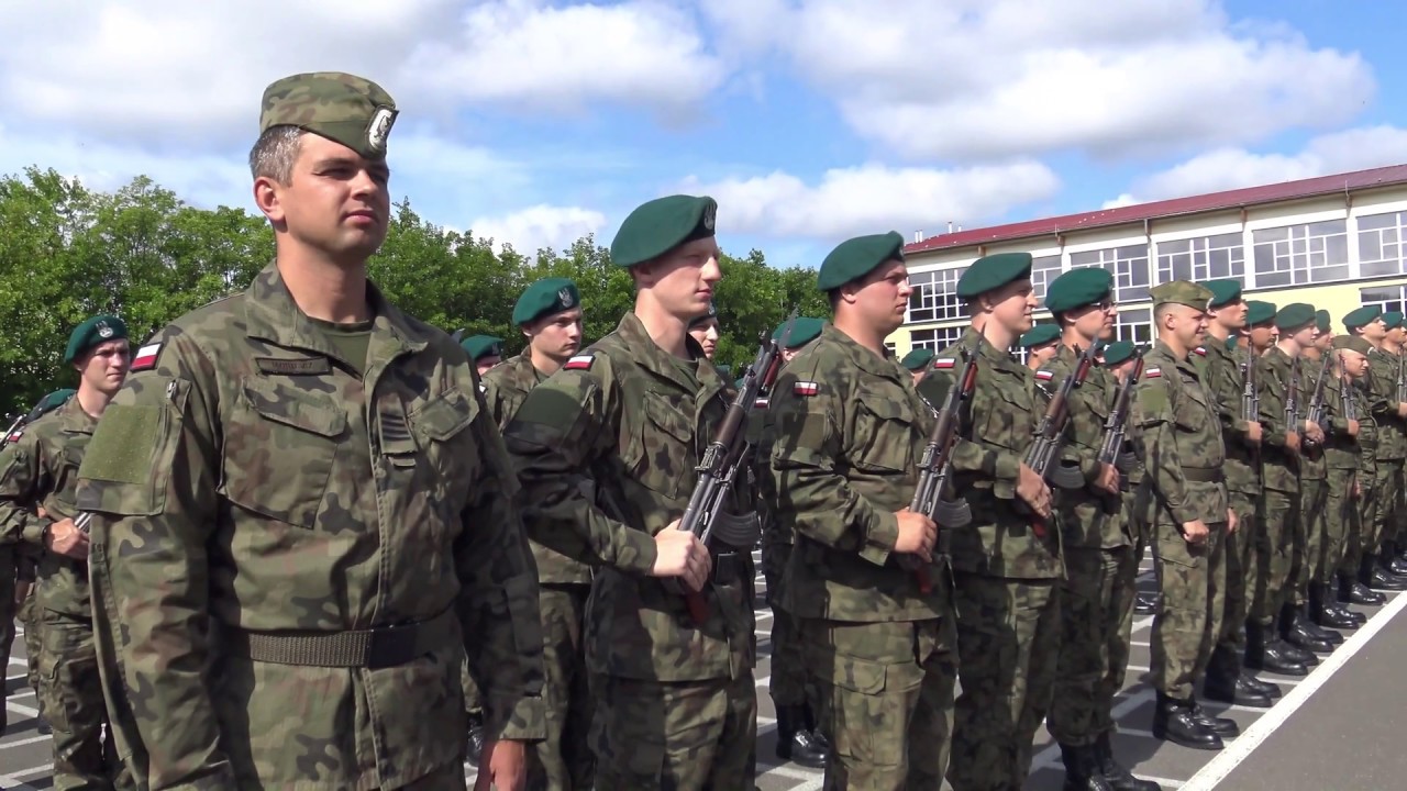 Studenci Legii Akademickiej MON składają przysięgę w CS SP Koszalin