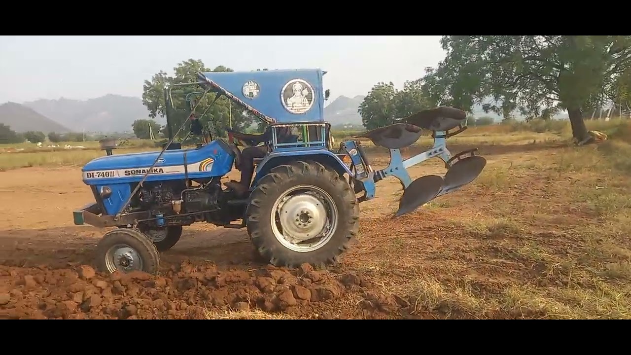 పల్టీ నాగలి !! Shorts !! Reversible plough !! Tractor !! Rythusevakudu