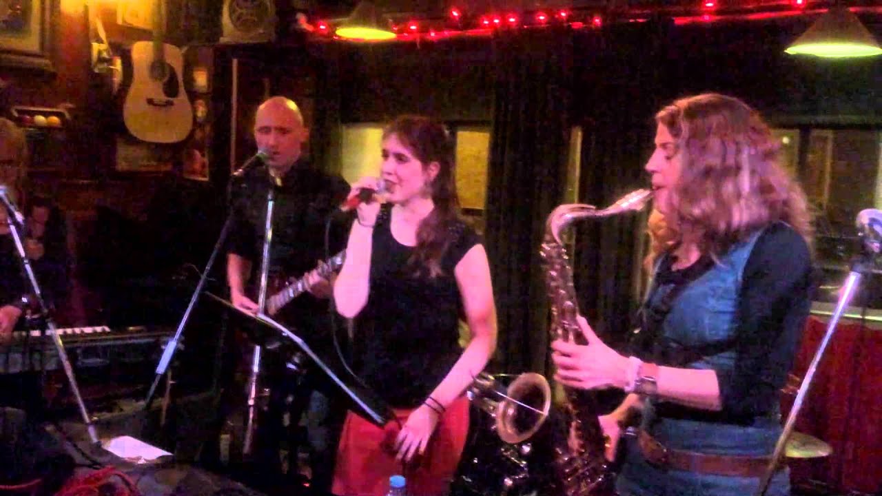 Supah Nice - Everyone's a Winner @ Kroeg van Klaas Groningen (Cover Hot Chocolate)