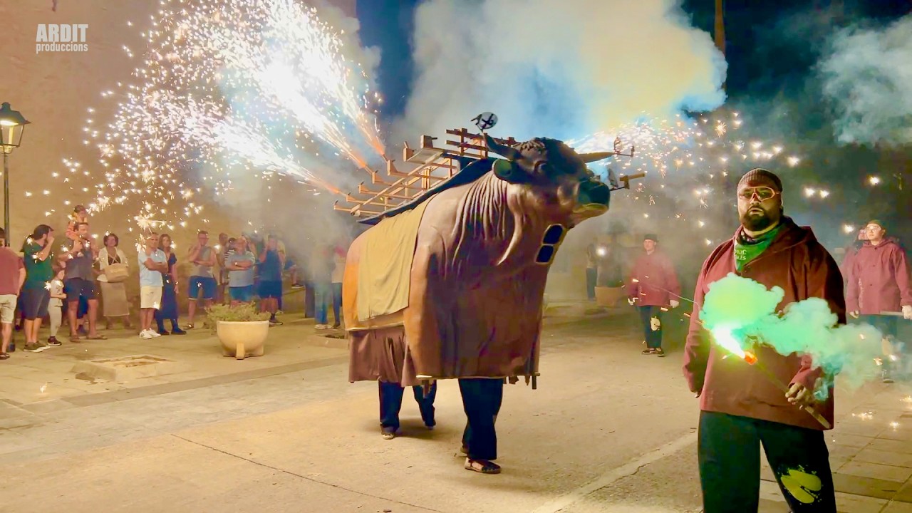 CORREFOC: Amb el BOU Tradicional amb Pirotècnia a Rodonyà