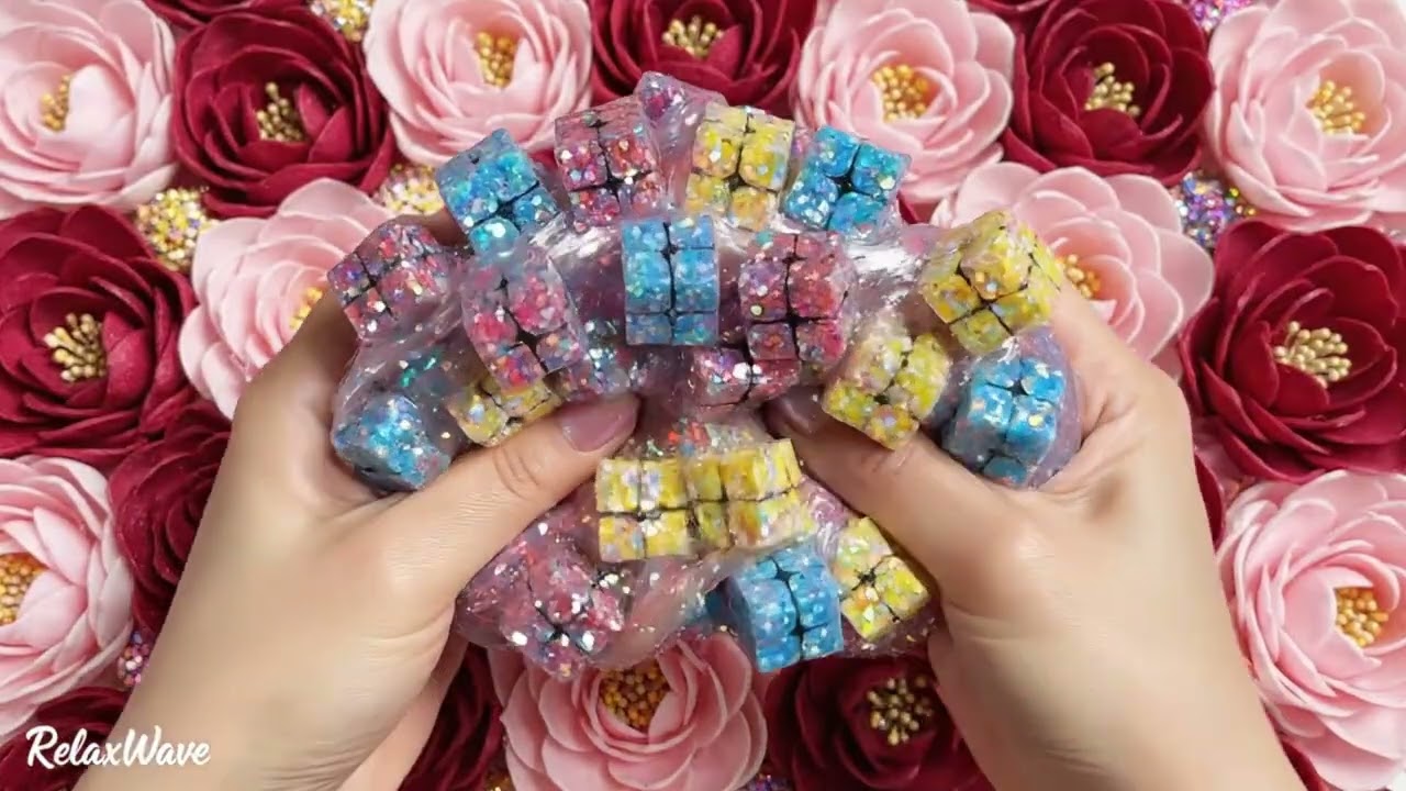 DESTROYING a Glitter Rubik's Cube Satisfying Crus キラキラ光るルービックキューブを破壊するのは気持ちいい！