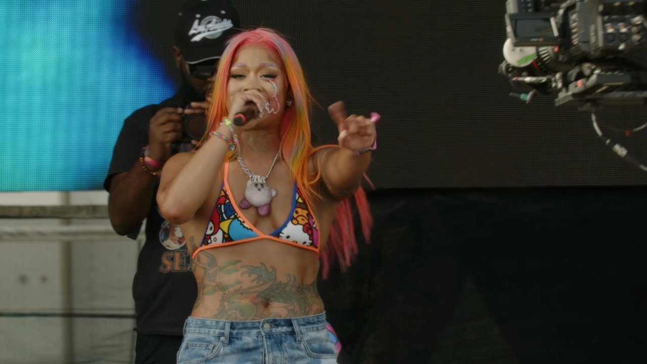 TiaCorine LIVE @ Rolling Loud Miami 2023 [FULL SET]