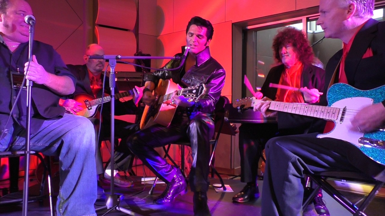 Dean Z as Elvis, “When My Blue Moon Turns to Gold Again” - video by Susan Quinn Sand