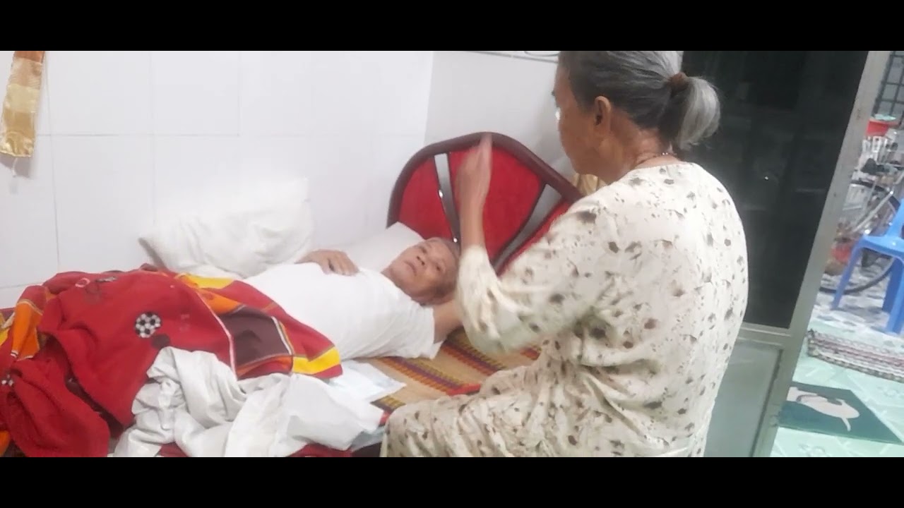Cha Mẹ Ở Đó Cả Đời… Đến Khi Con Muốn Ở Lại Thì Không Còn