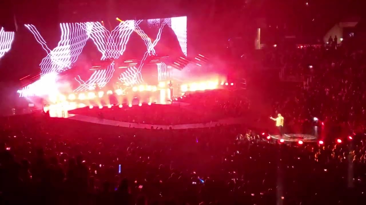 Bones - Imagine Dragons (First Live Performance)