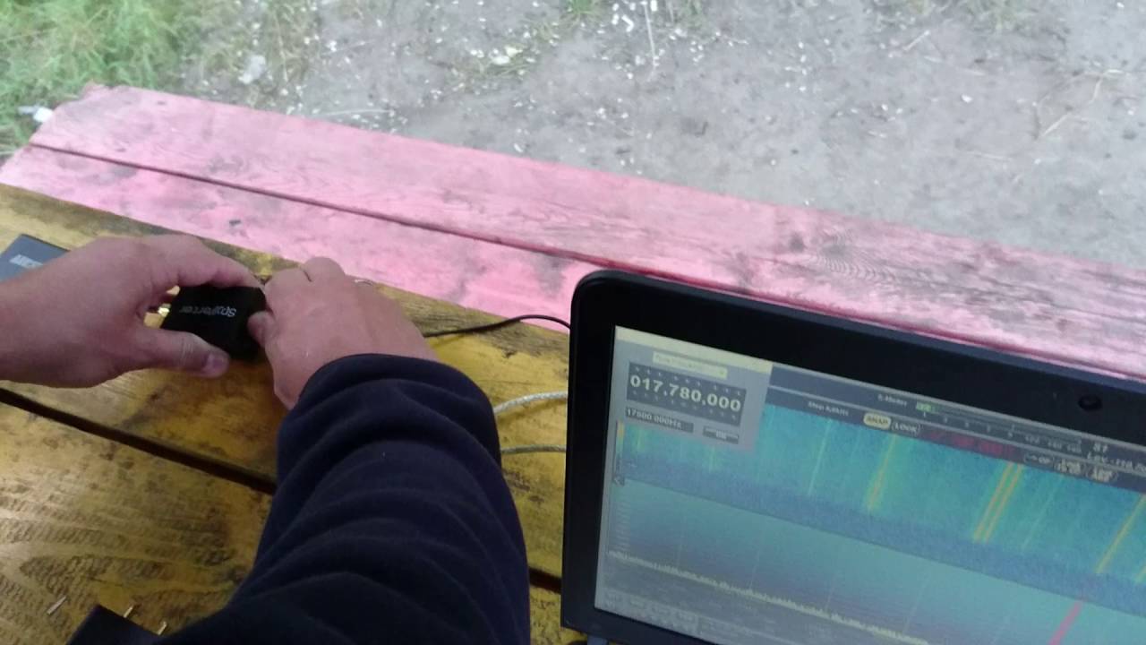 17780 KHz  Airspy vs ELAD FDM-S2 comparison (Short wave)