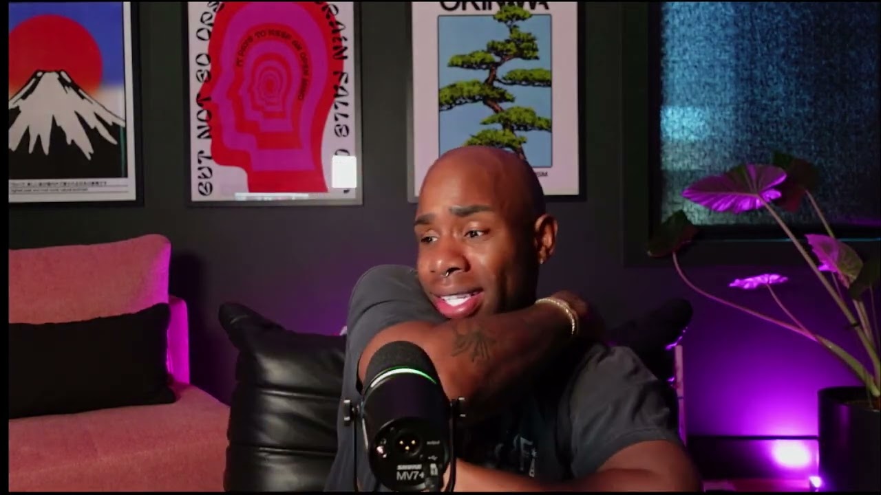 Ginger Minj vs AS10 (Live Stream)