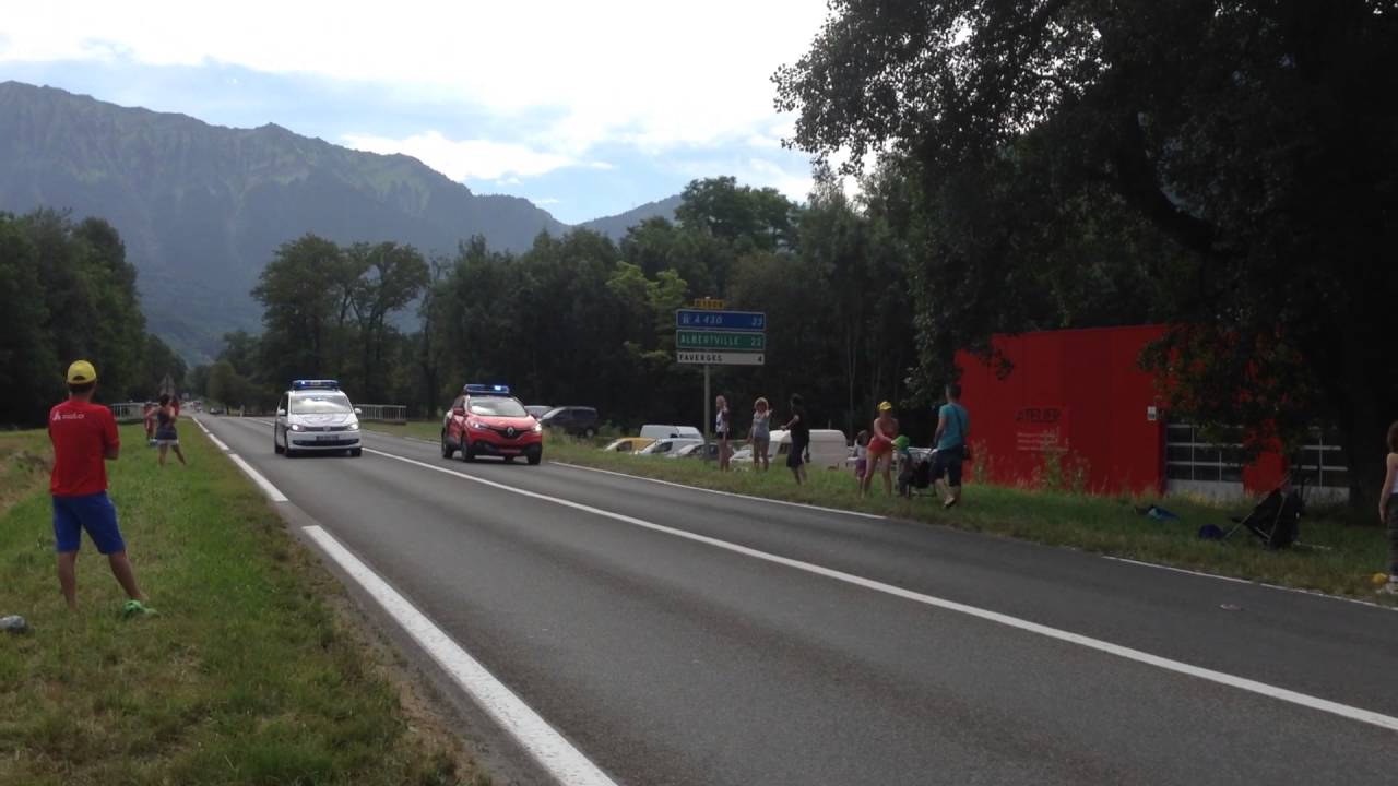 Politie met spoed tijdens reclamekaravaan Tour de Frrance