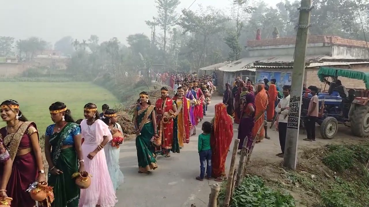 Aaj hamare gaon mein Kalash baithega uth jaam hoga #vlogvideo #vairal 