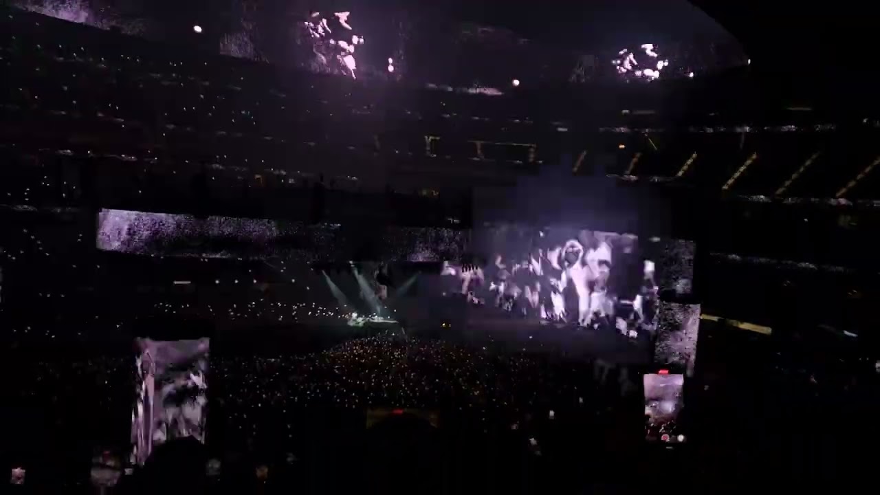 Travis Scott FEIN SOFI Stadium brings out Playboi Carti