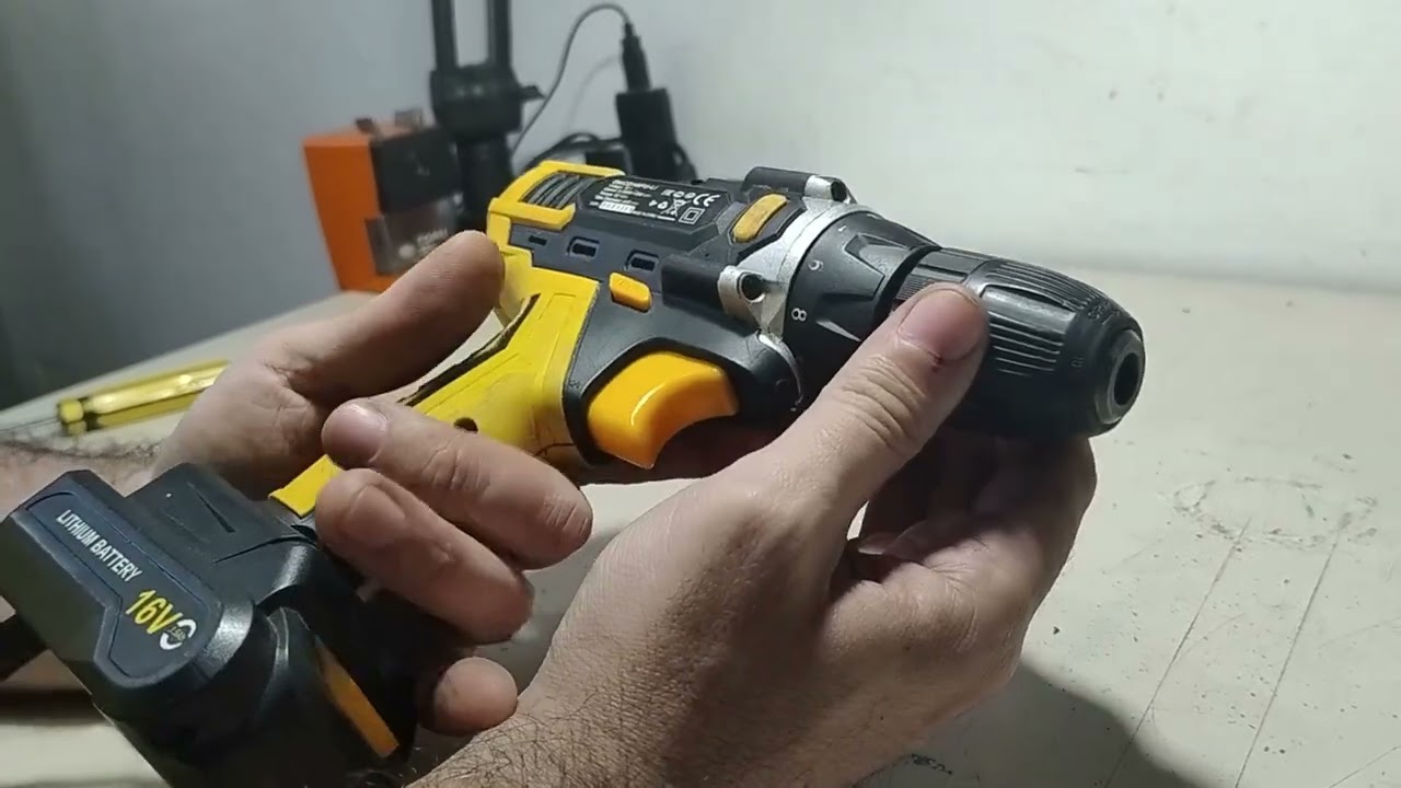 Dicas e Truques - Mandril Parafusadeira Travado (Screwdriver Machine Chuck Stuck)