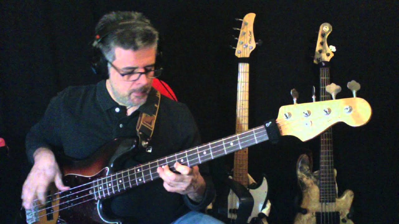 Fantasy by Earth, Wind & Fire personal bassline by Rino Conteduca with Fender jazz bass reissue 1962