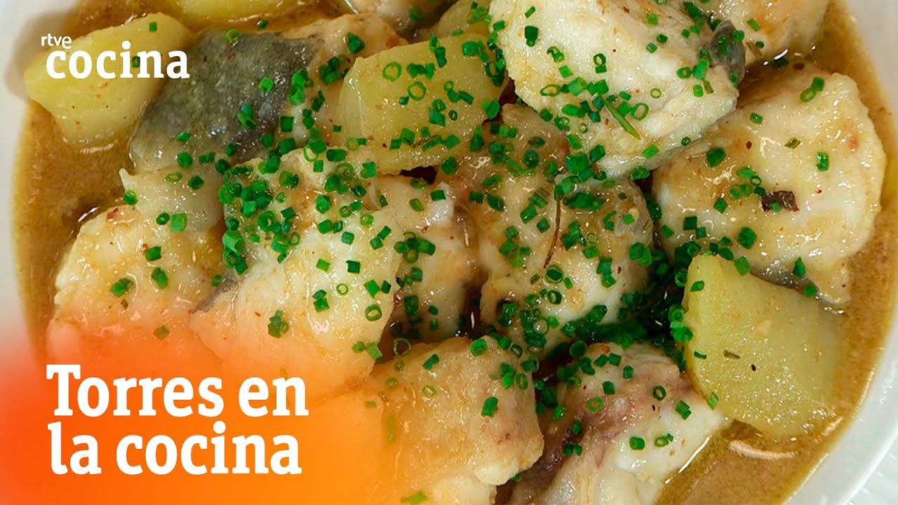 Cómo hacer congrio con patatas - Torres en la Cocina | RTVE Cocina