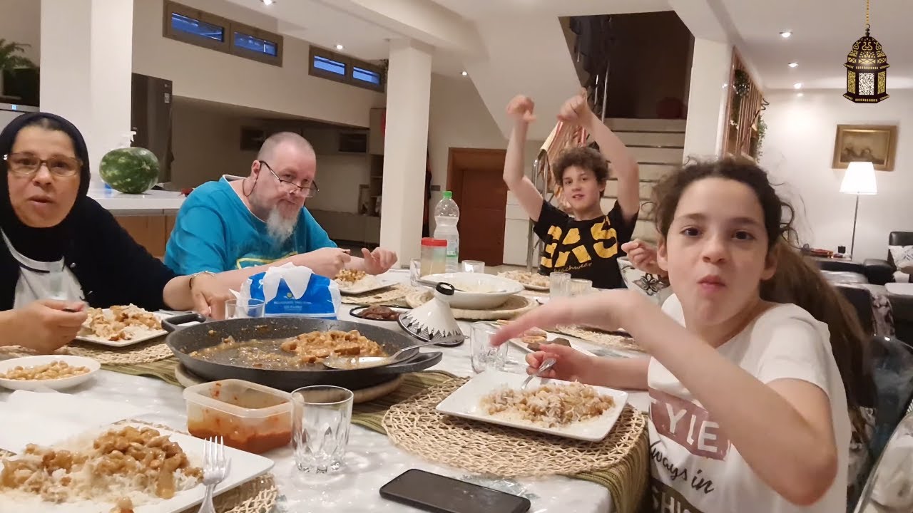 4K ☪️🐔💪 اليوم الأخير من رمضان،  جمعت الصالات وصاوبت الروز بدجاج واللوز