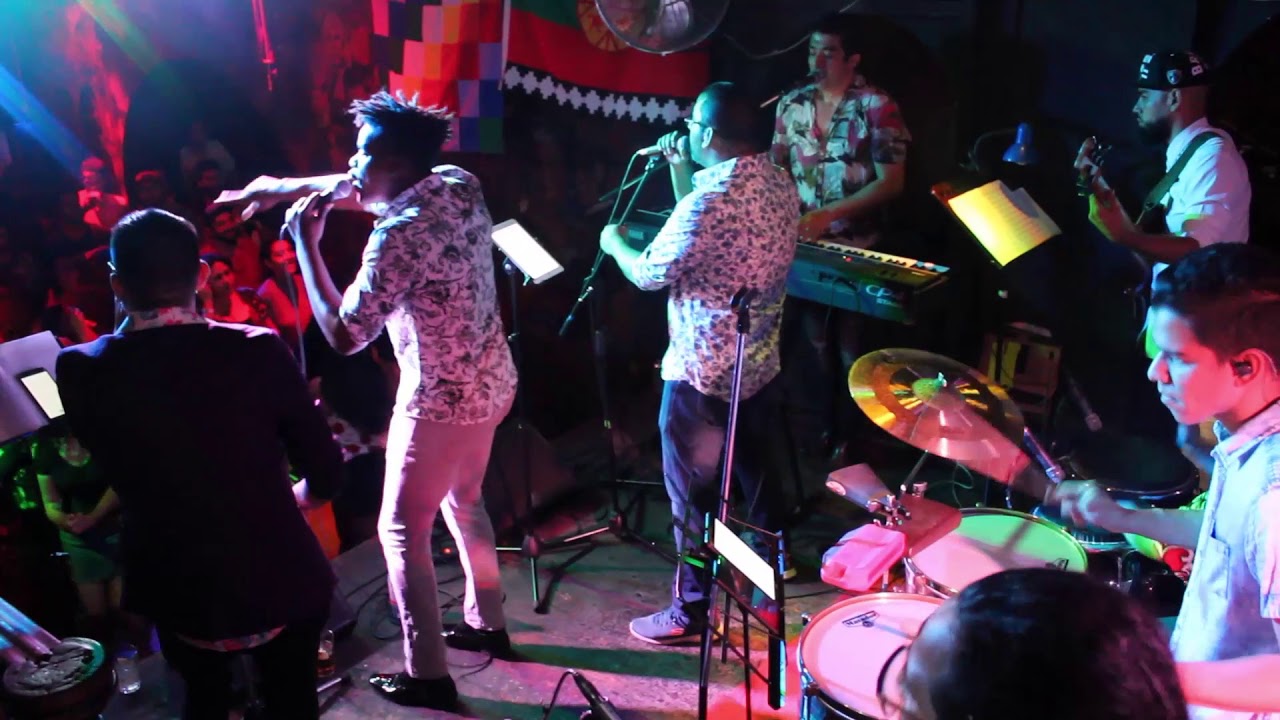 Mauro Ruz y su Orquesta - En Primera Plana