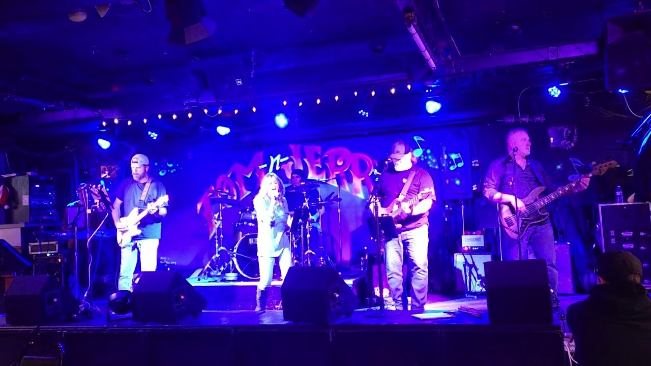 Open Mic w/Delco Wrecking Crew 