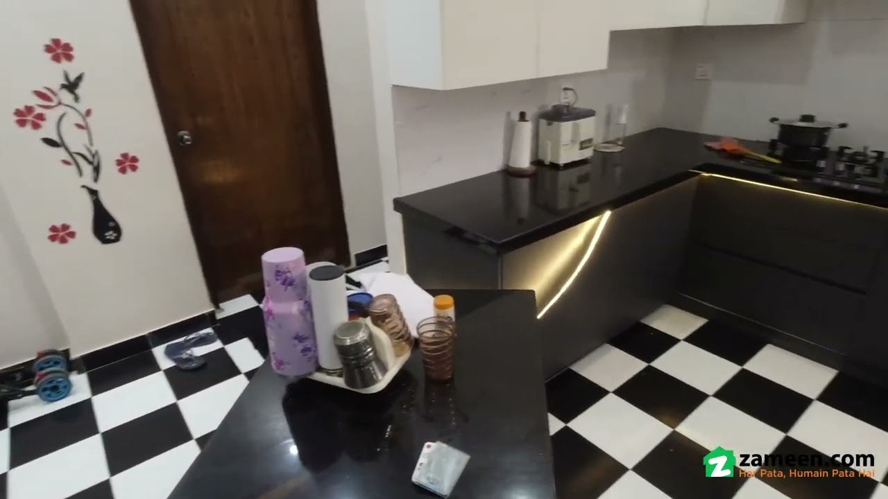 333 SQYD FLAT FOR SALE IN NORTH NAZIMABAD KARACHI
