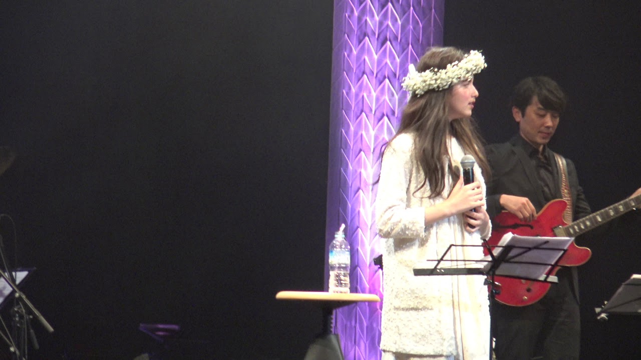 Angelina Jordan have her own concert in Japan and sings Japanese song and a few other songs