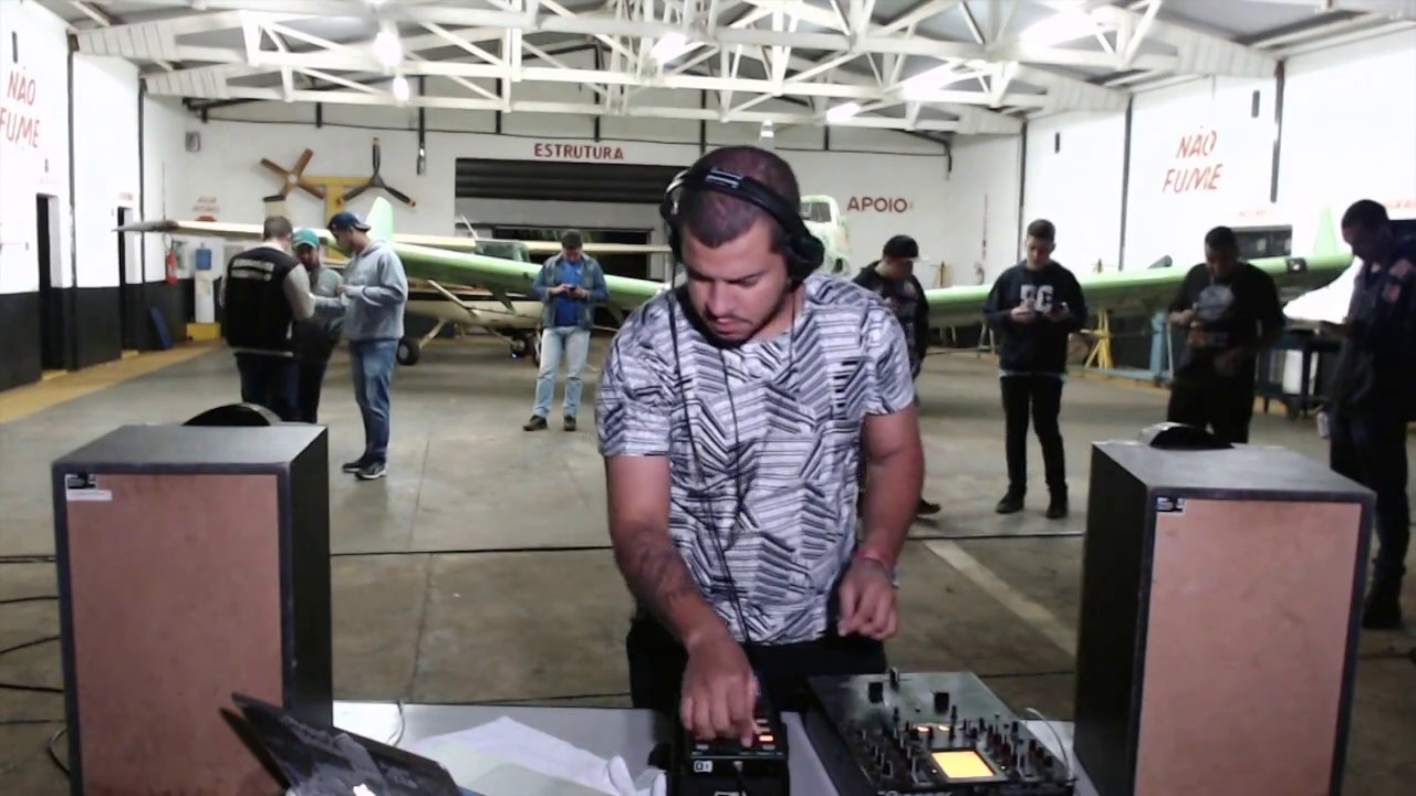 Tolkien32 @ Tech House Old School Set @ Aeroclube de Barretos - 01.06.2017 - Barretos, Brasil