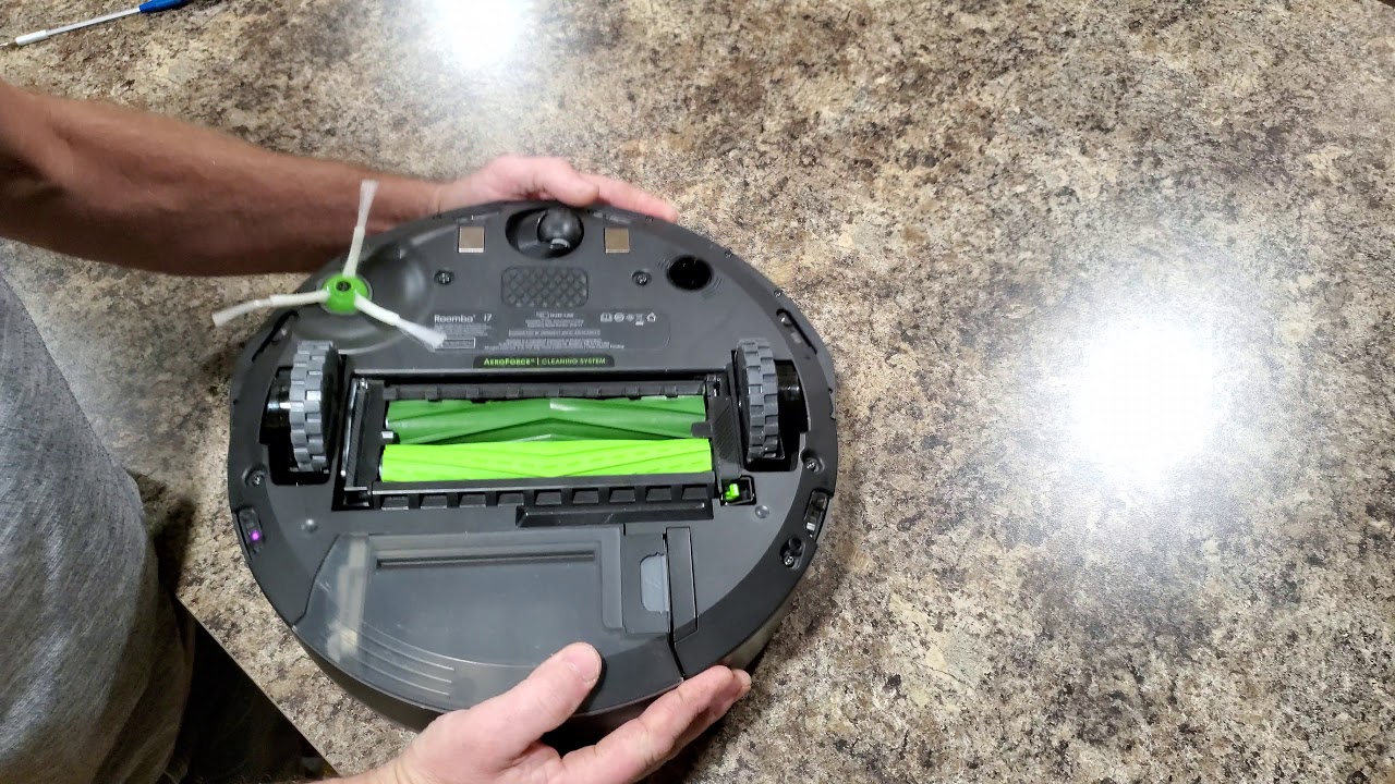 Как заменить переднее колесо iRobot Roomba i-Series