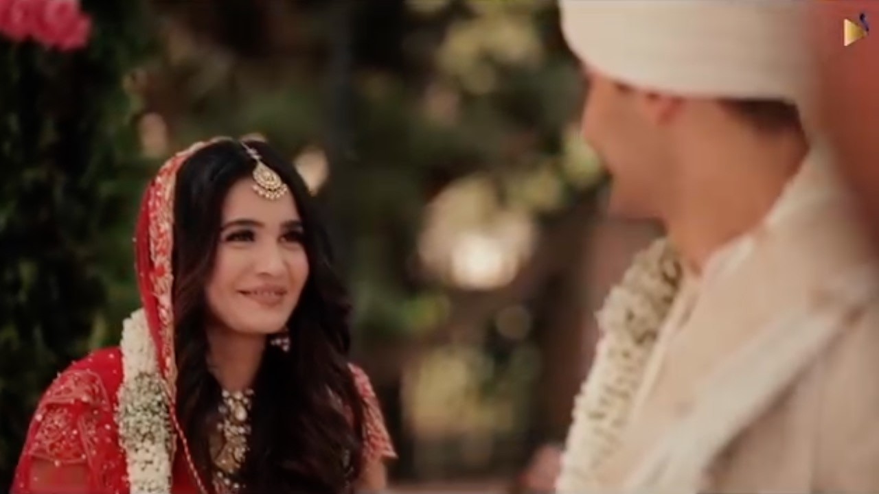 High School Sweethearts Tie the Knot in a Dream Wedding