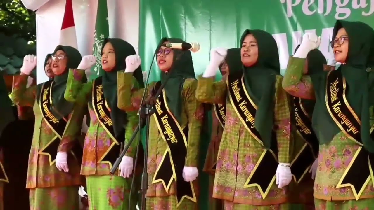 Perempuan Aswaja - Muslimat Karanganyar