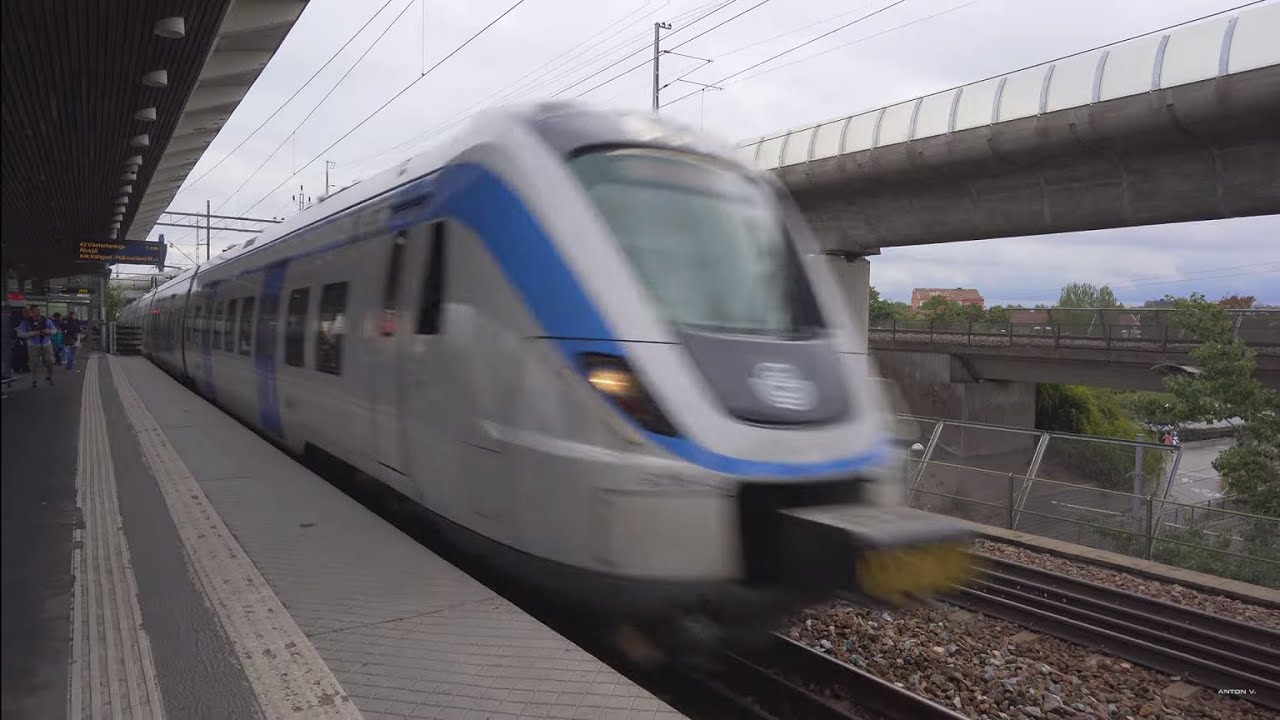 Sweden, Stockholm, train ride from Årstaberg to Handen