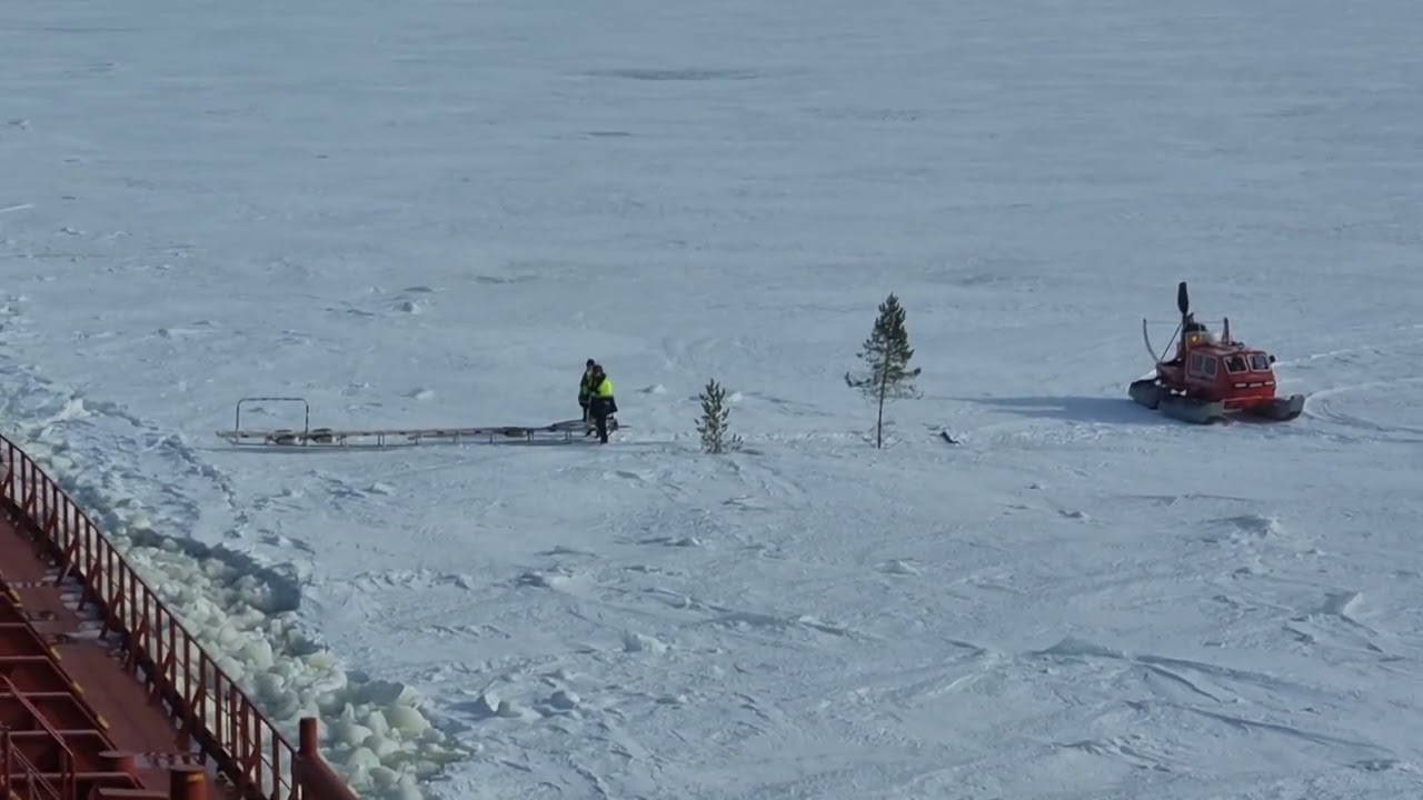 Pilotage in winter in Finland (Gulf of Bothnia)