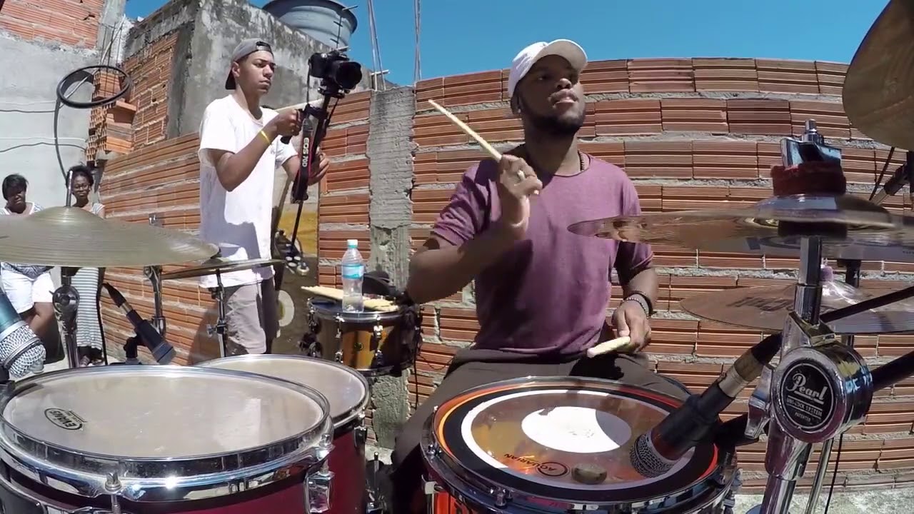 Henrique Marcelino -  Play no Louva na  Laje