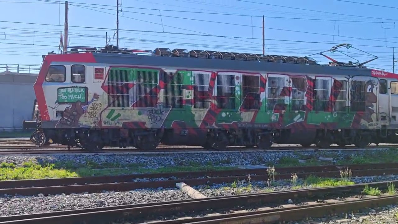 E 652 166 e E 652 056 - Uscita da Parco Doria Savona - 16/3/2026